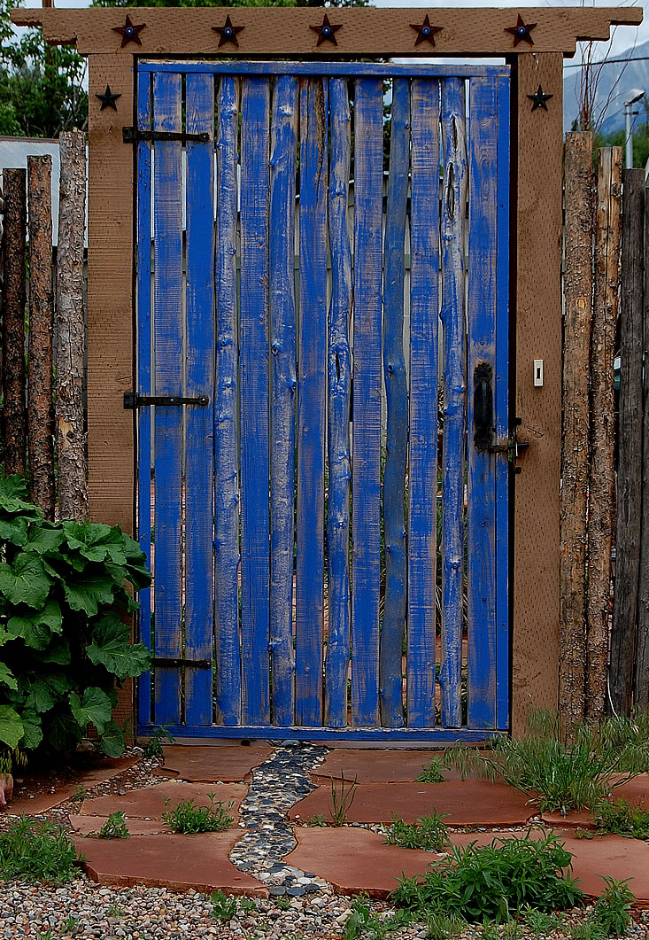 blue door